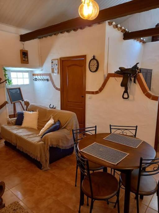 Casinha Da Lareira - Quintinha Dos Cavalos- Chalet Arruda dos Vinhos
